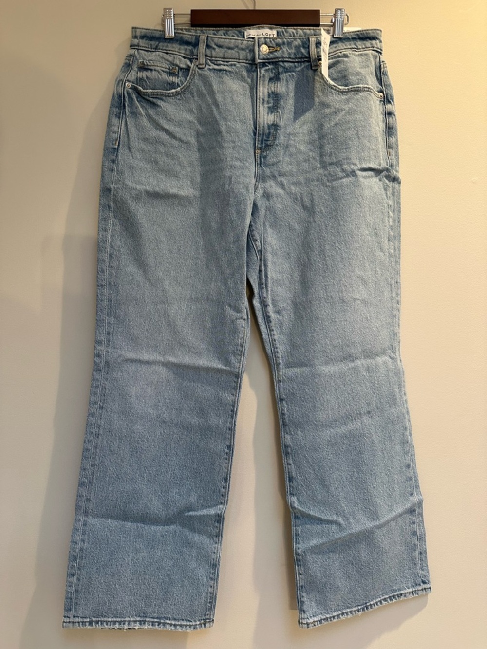 LOFT NWT Relaxed Straight Curvy Mid‑Rise Jeans Women’s 31/12 Mid Wash